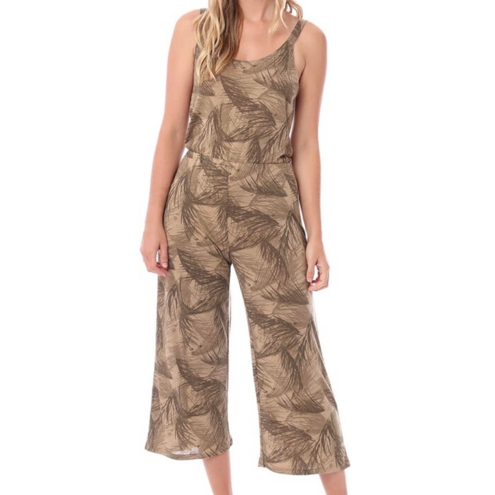 NWT Alternative Scoop Neck Jersey Jumpsuit Medium